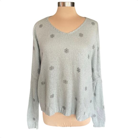 Wooden Ships Mini Snowflake V-neck Sweater Gunmetal Gray Slouchy Fit SM/MED - Picture 2 of 11